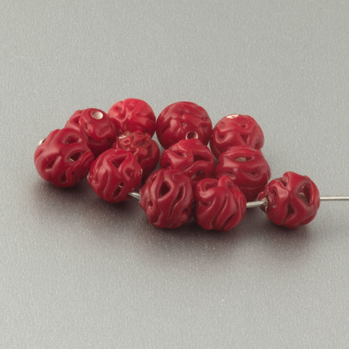 Spiderweb Lace Lampwork Glass Rounds. Lipstick Red. c. 1930. 7-9.3mm. Pkg 6. B11-rd-0921