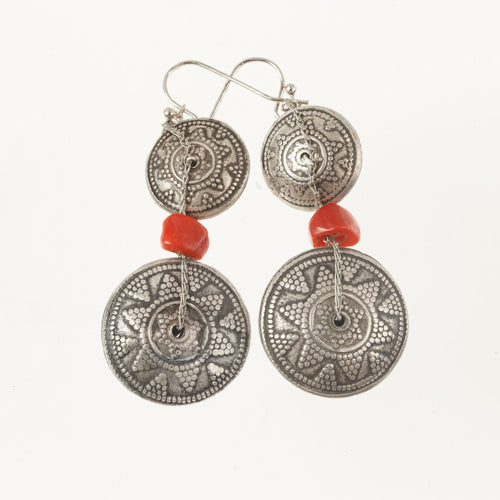 Vintage sterling fancy Bali silver bead earrings with Mediterranean coral beads. ervs910